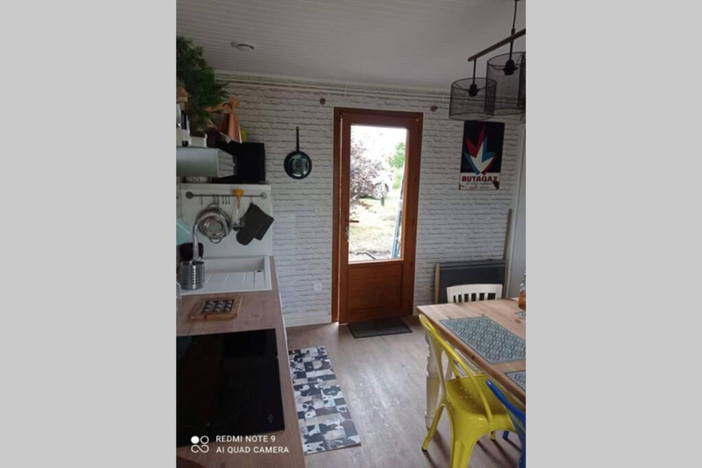 La Cabane Des Druides Perigny  Buitenkant foto